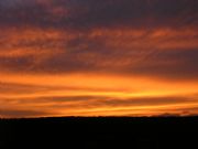 anochece en el valle
